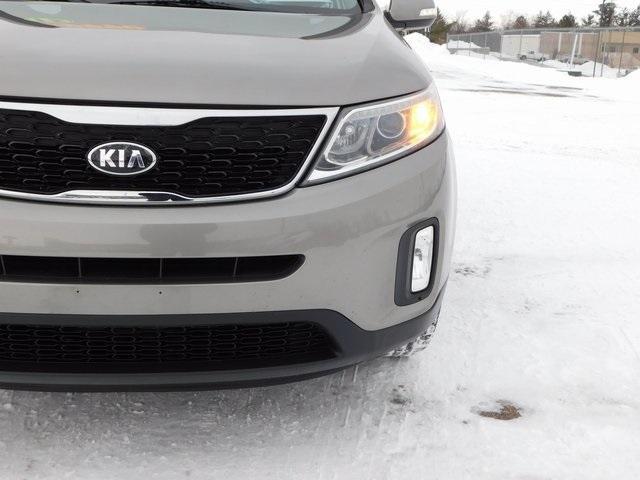 used 2015 Kia Sorento car, priced at $8,990