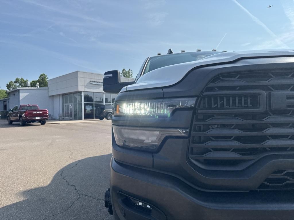 new 2025 Ram 3500 car, priced at $61,998