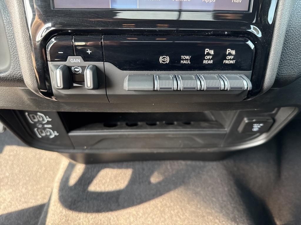 new 2025 Ram 3500 car, priced at $61,998