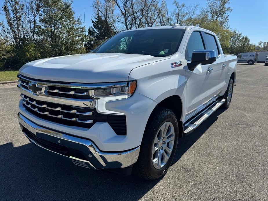 new 2025 Chevrolet Silverado 1500 car, priced at $69,195