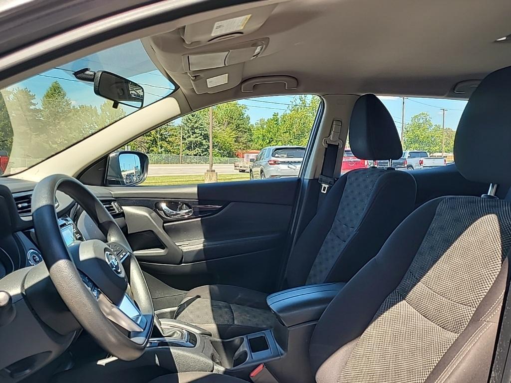 used 2018 Nissan Rogue Sport car, priced at $14,890