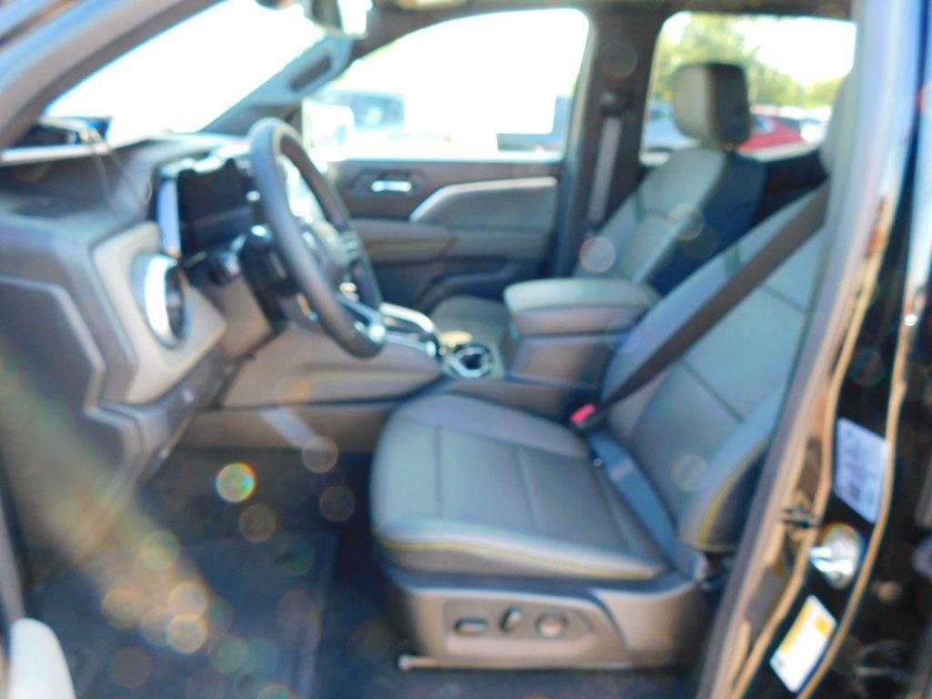 new 2025 Chevrolet Colorado car, priced at $58,570
