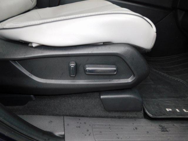 used 2023 Honda Pilot car, priced at $42,000