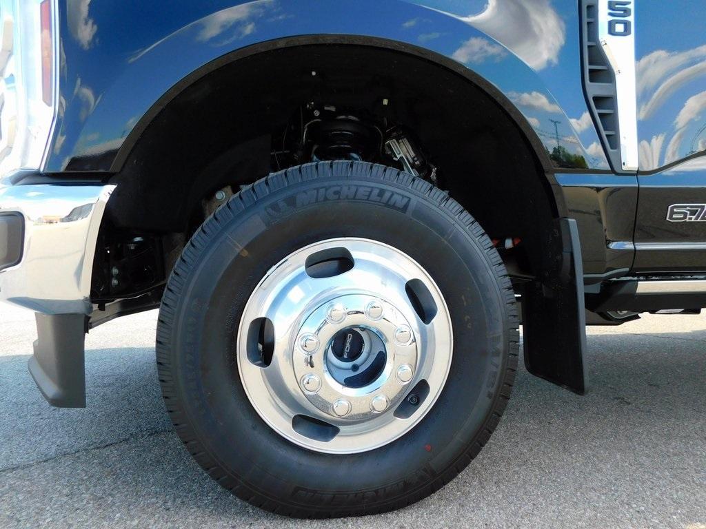 new 2025 Ford F-350 car, priced at $84,501