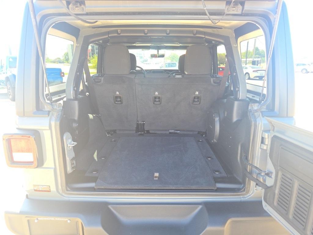 used 2021 Jeep Wrangler Unlimited car, priced at $31,900