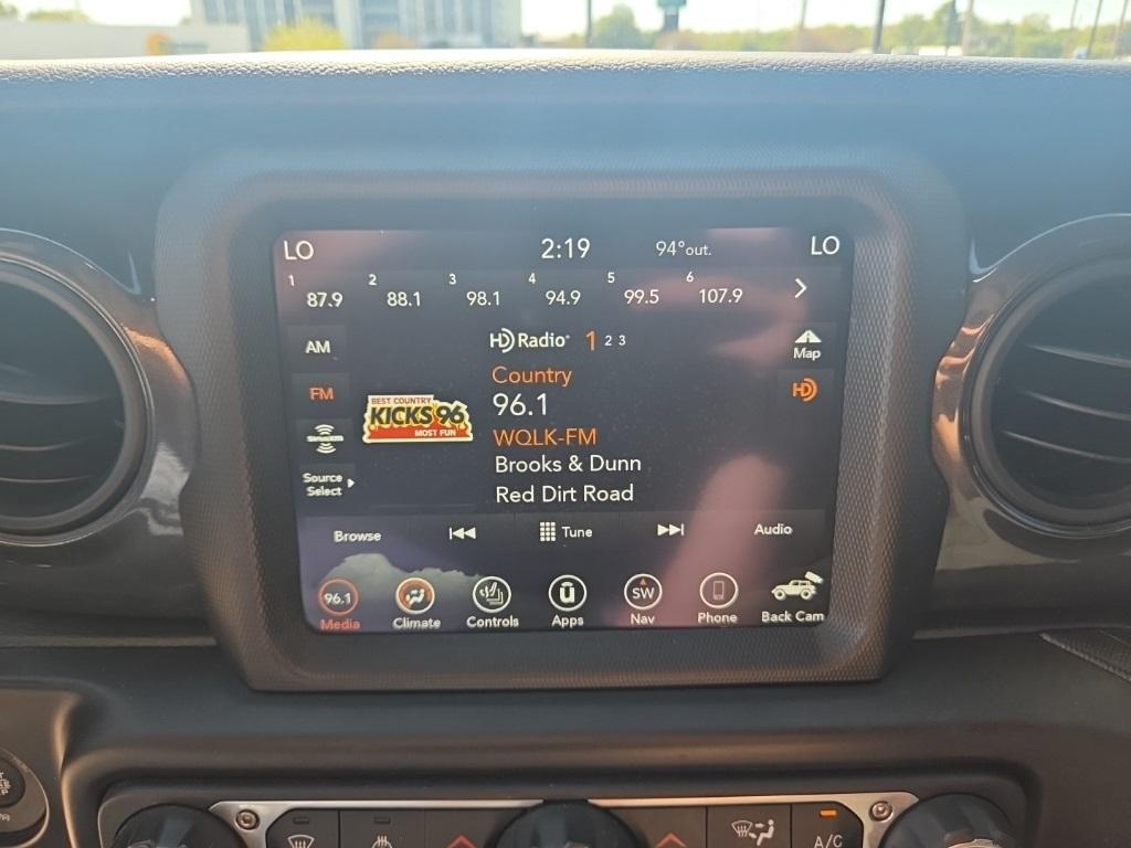 used 2021 Jeep Wrangler Unlimited car, priced at $31,900