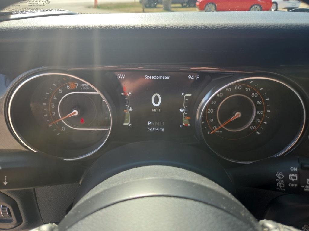 used 2021 Jeep Wrangler Unlimited car, priced at $31,900