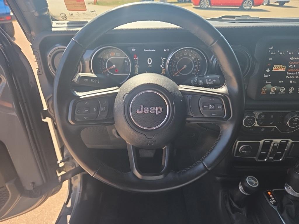 used 2021 Jeep Wrangler Unlimited car, priced at $31,900
