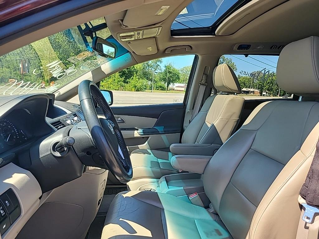 used 2011 Honda Odyssey car, priced at $19,999