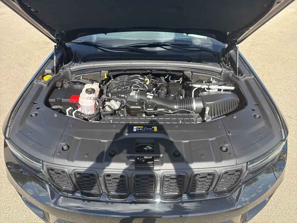 used 2022 Jeep Grand Cherokee car, priced at $31,750
