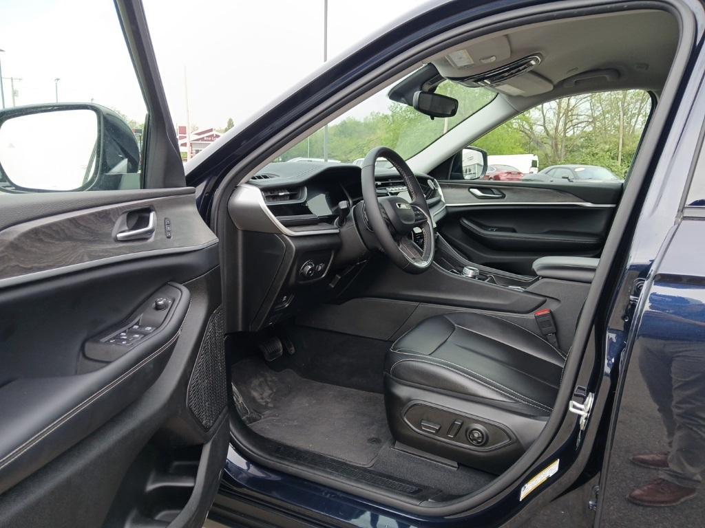 used 2024 Jeep Grand Cherokee L car, priced at $44,995