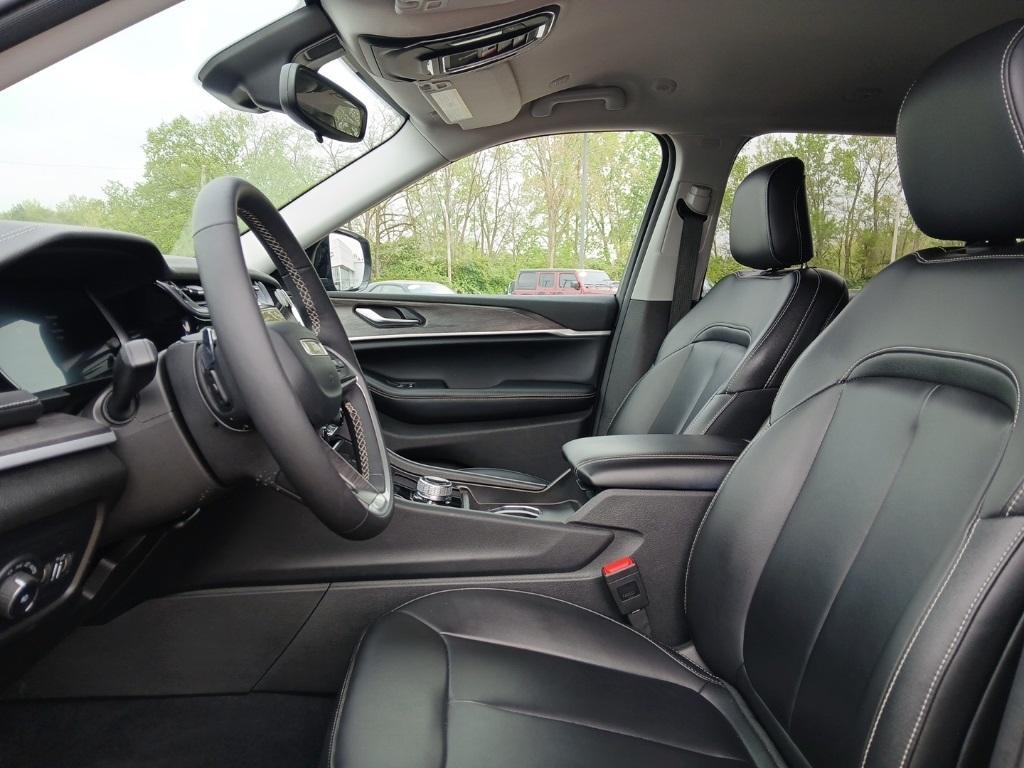 used 2024 Jeep Grand Cherokee L car, priced at $44,995