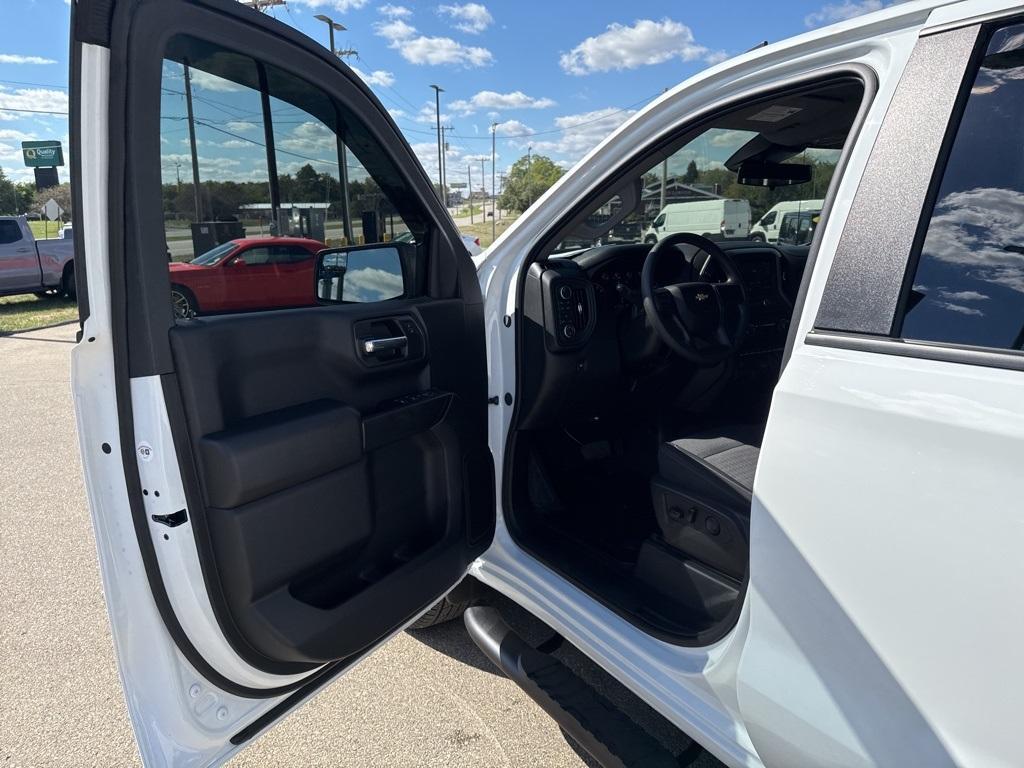 used 2025 Chevrolet Silverado 1500 car, priced at $42,000