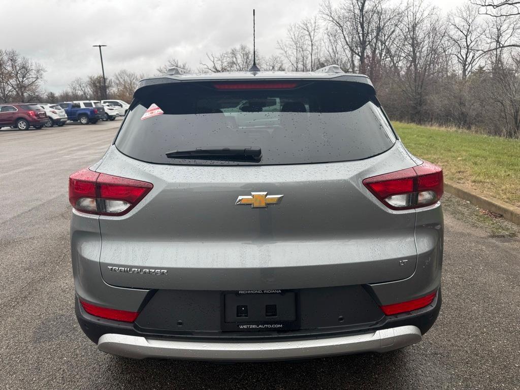 new 2025 Chevrolet TrailBlazer car, priced at $26,508