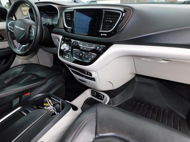 used 2017 Chrysler Pacifica car, priced at $15,290