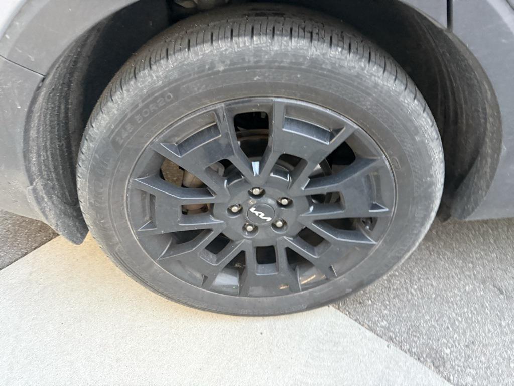 used 2022 Kia Telluride car, priced at $28,299