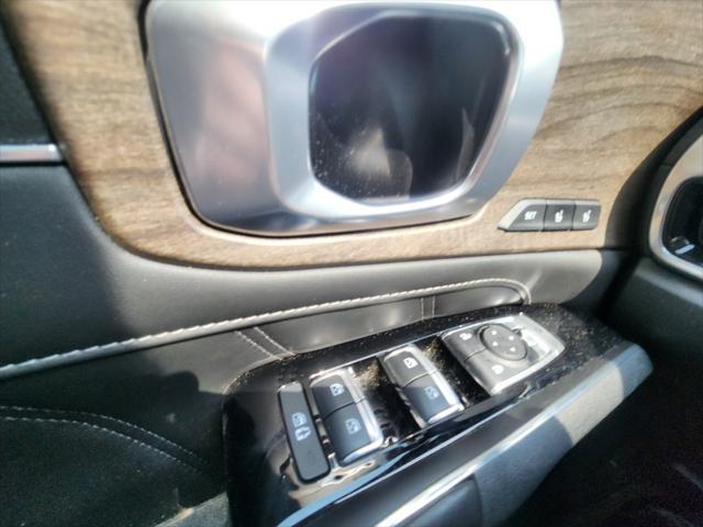 used 2023 Kia Sorento car, priced at $34,417