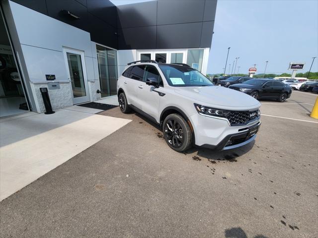 used 2023 Kia Sorento car, priced at $34,417