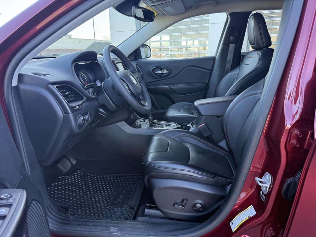 used 2022 Jeep Cherokee car, priced at $24,799