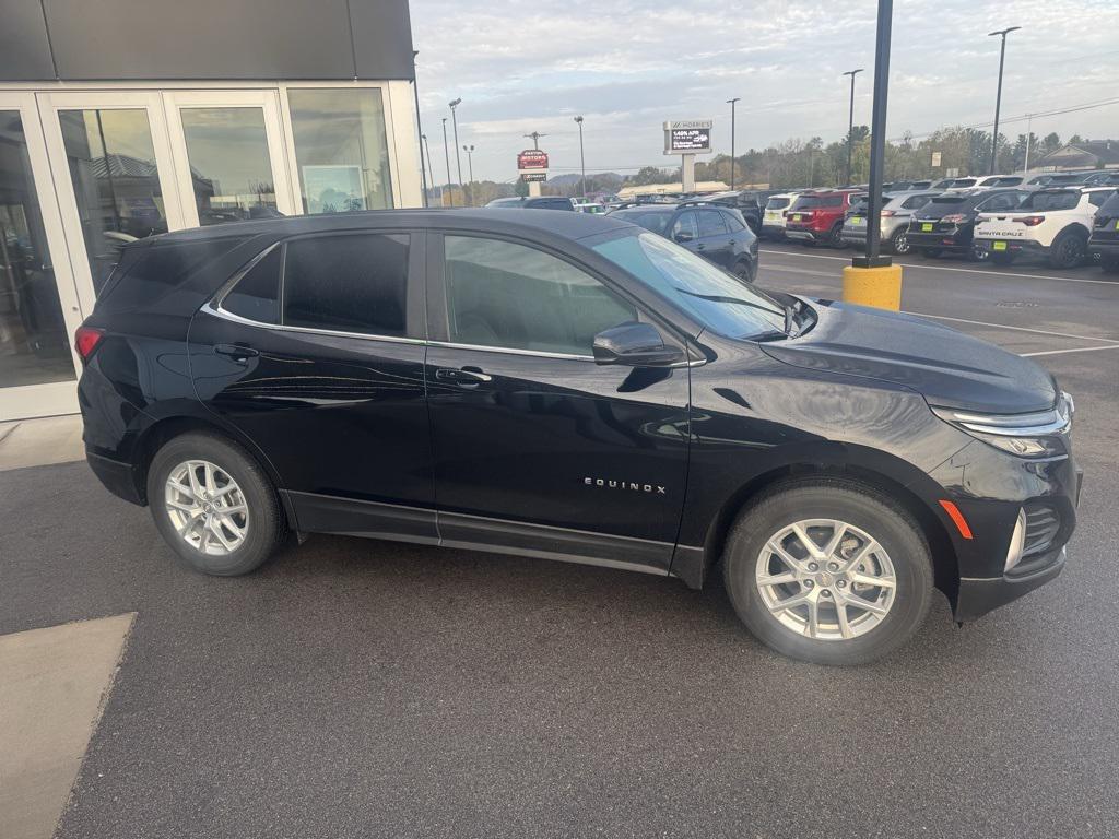 used 2023 Chevrolet Equinox car, priced at $22,592