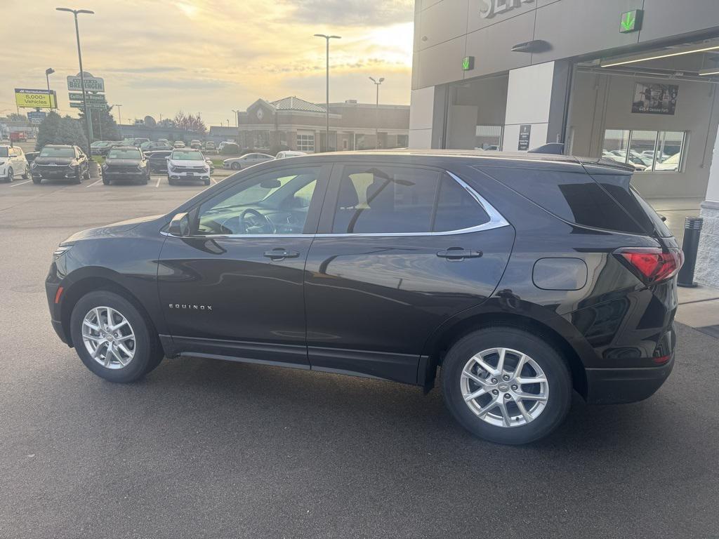 used 2023 Chevrolet Equinox car, priced at $22,592