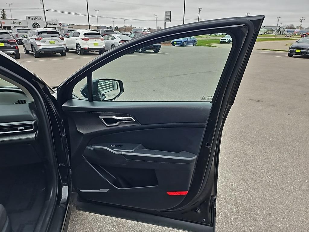 used 2024 Kia Sportage car, priced at $20,599