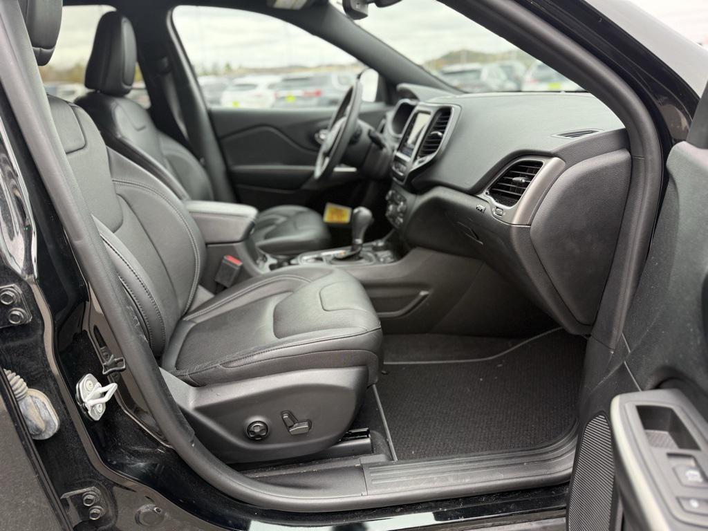 used 2021 Jeep Cherokee car, priced at $20,499