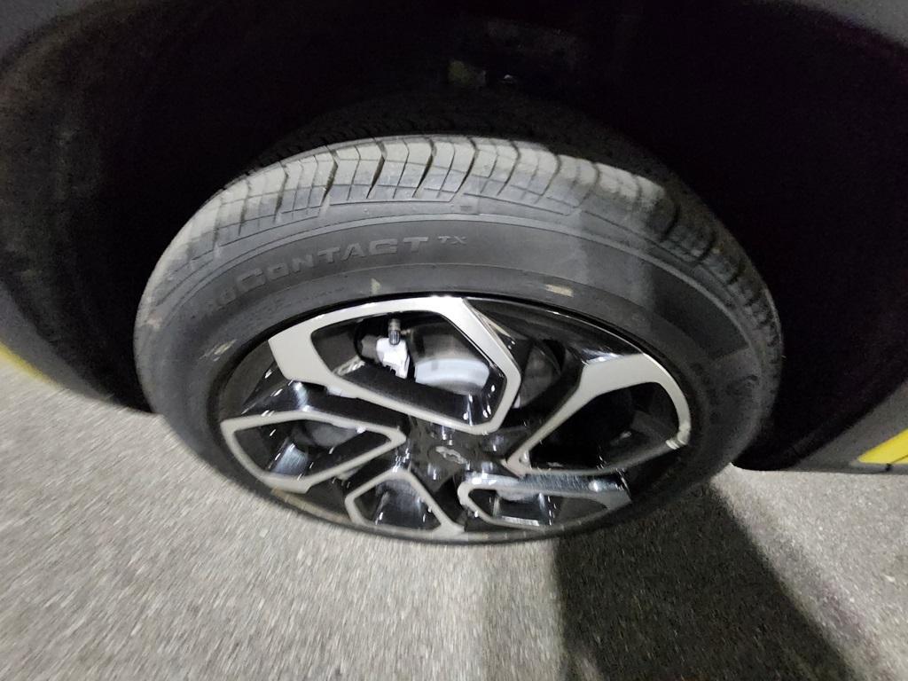 used 2025 Chevrolet Trax car, priced at $24,999