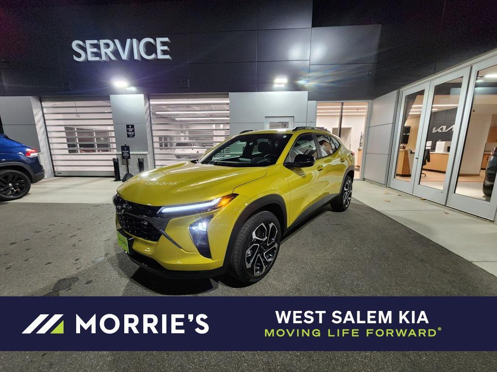 used 2025 Chevrolet Trax car, priced at $24,999