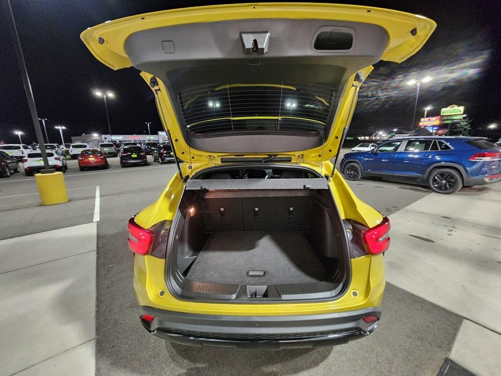 used 2025 Chevrolet Trax car, priced at $24,999