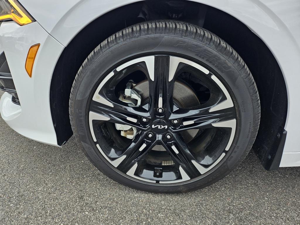 used 2024 Kia K5 car, priced at $27,599