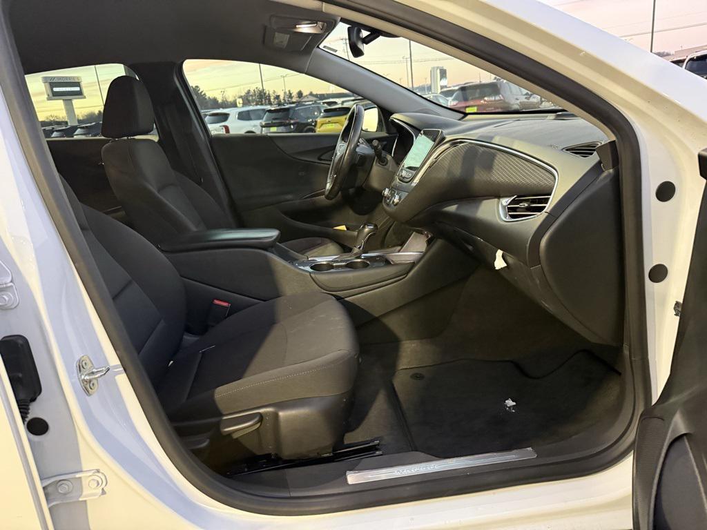 used 2018 Chevrolet Malibu car, priced at $13,599