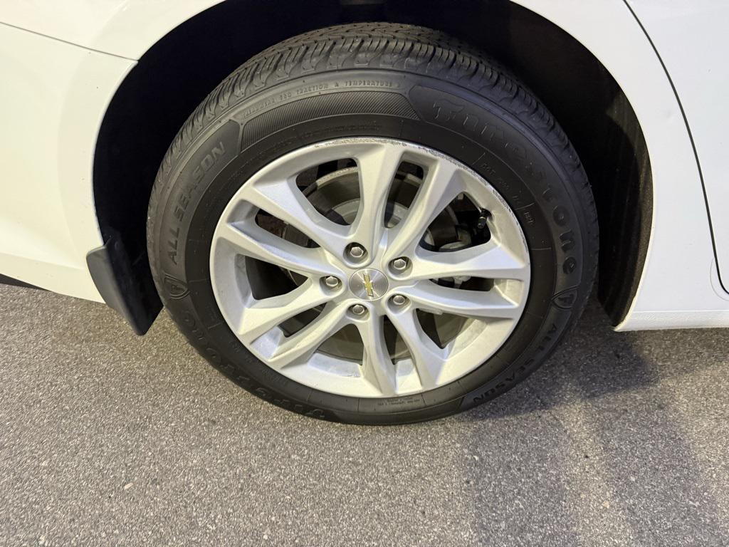 used 2018 Chevrolet Malibu car, priced at $13,599