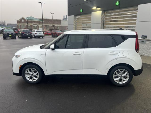 used 2022 Kia Soul car, priced at $17,999