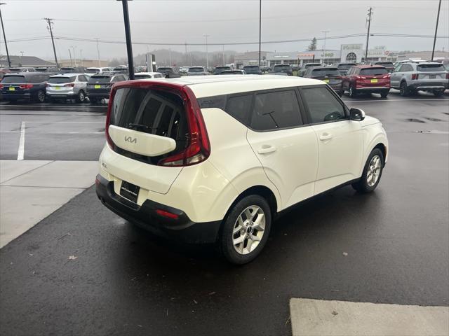 used 2022 Kia Soul car, priced at $17,999