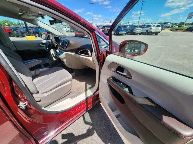 used 2019 Chrysler Pacifica car, priced at $15,481