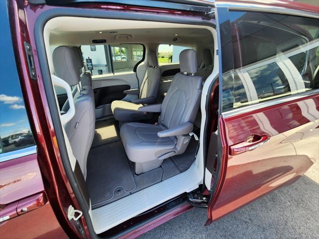 used 2019 Chrysler Pacifica car, priced at $15,481