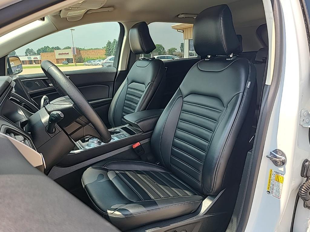 used 2024 Ford Edge car, priced at $25,999