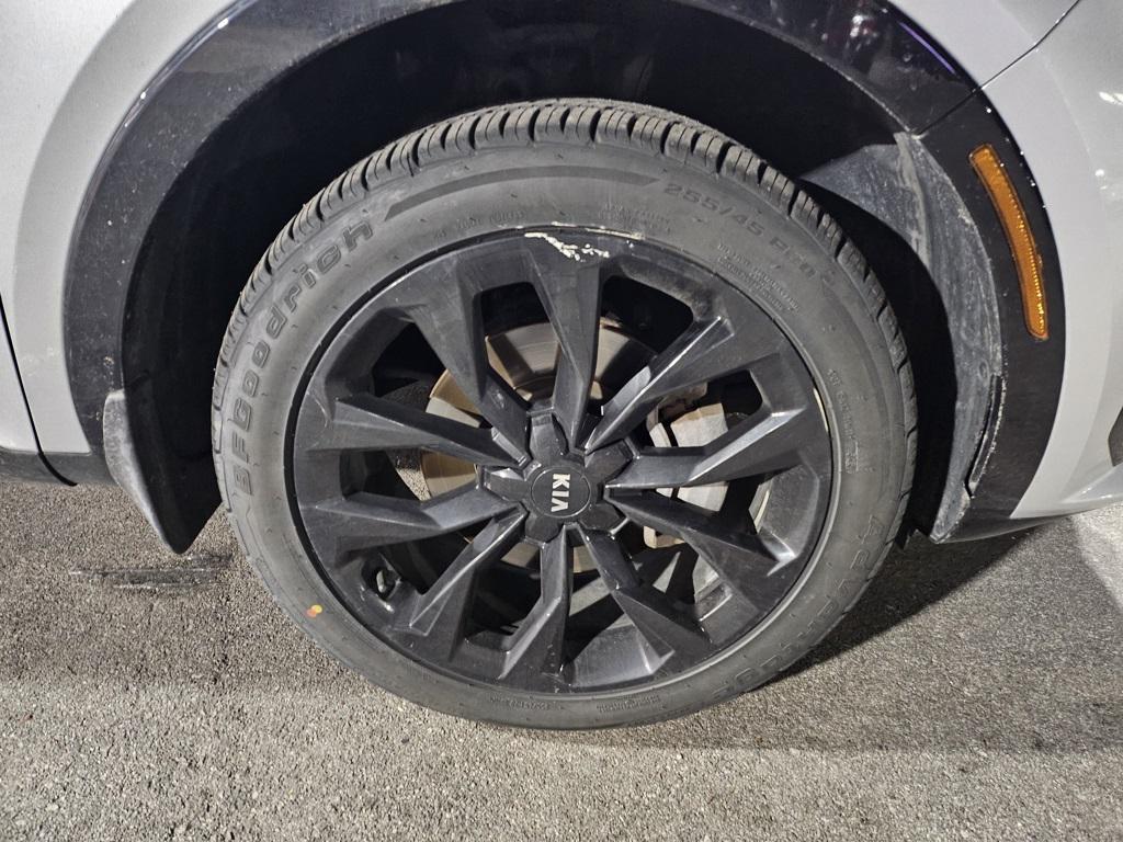 used 2021 Kia Sorento car, priced at $21,799