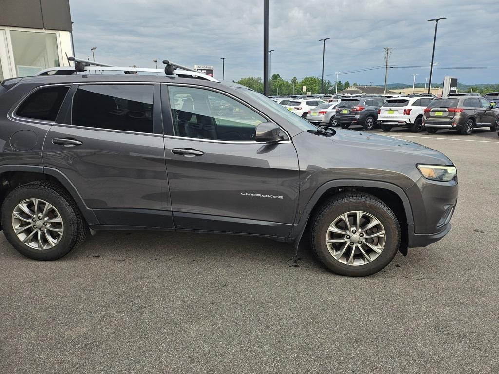 used 2019 Jeep Cherokee car
