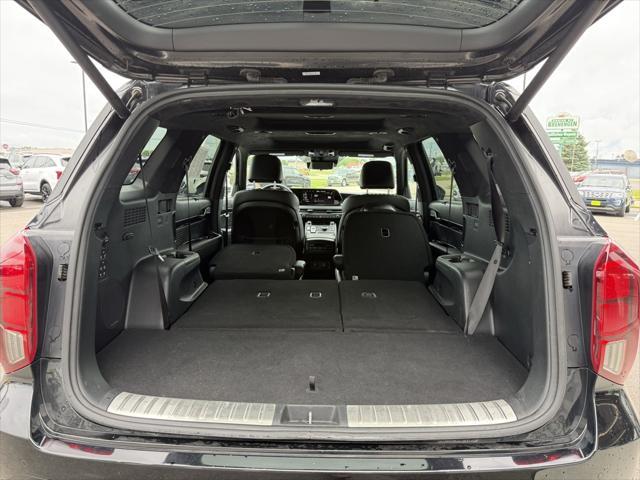 used 2024 Hyundai Palisade car, priced at $42,179