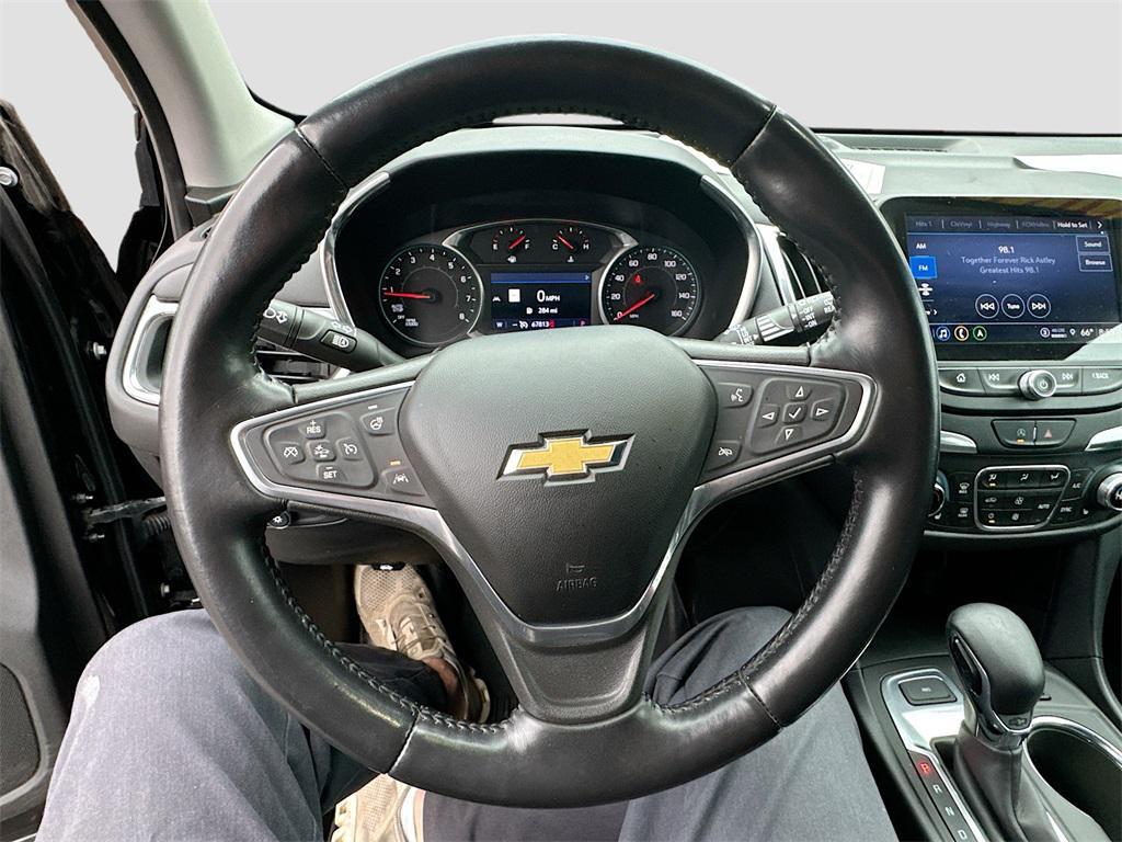 used 2022 Chevrolet Equinox car, priced at $19,999
