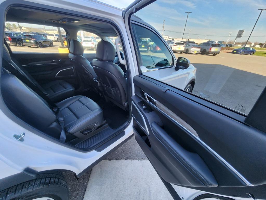 used 2022 Kia Telluride car, priced at $30,499