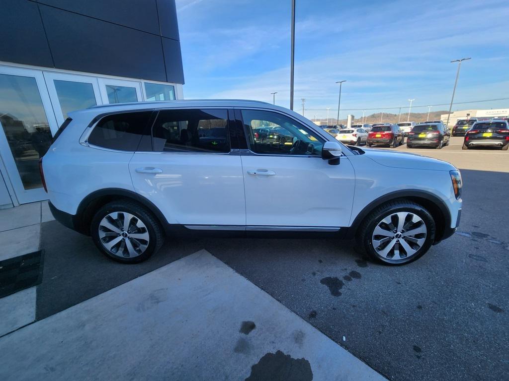 used 2022 Kia Telluride car, priced at $30,499