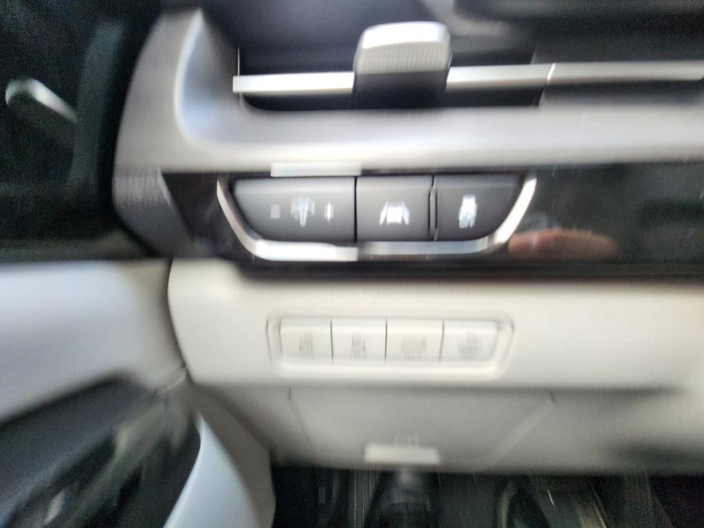used 2023 Kia Carnival car, priced at $34,299
