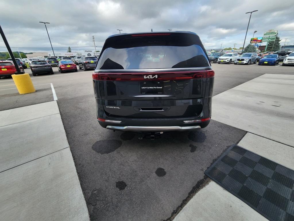 used 2023 Kia Carnival car, priced at $34,299