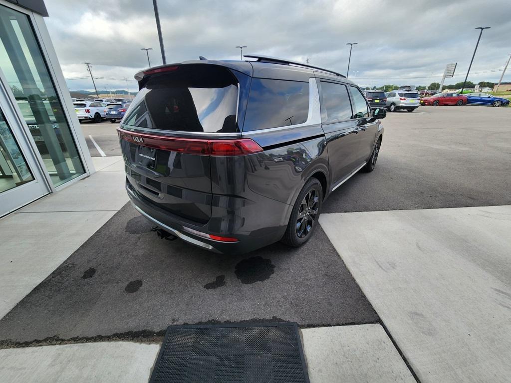 used 2023 Kia Carnival car, priced at $34,299