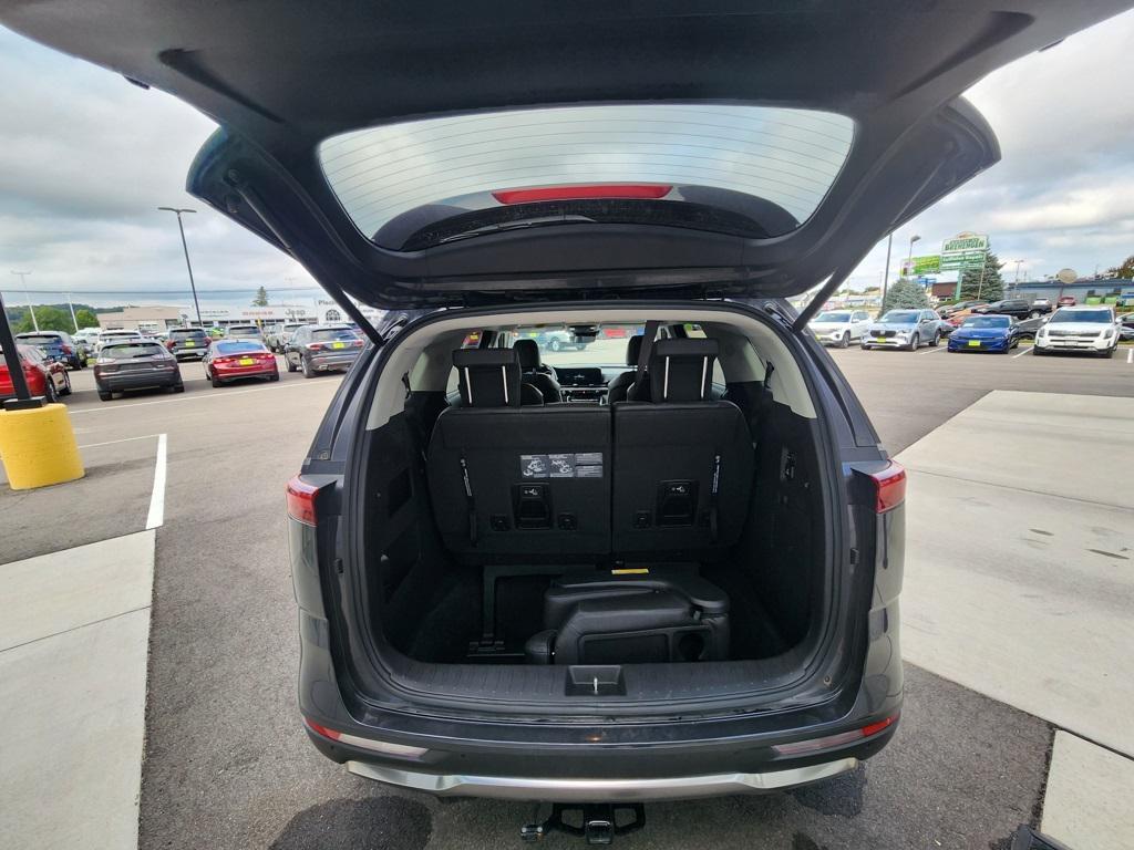 used 2023 Kia Carnival car, priced at $34,299