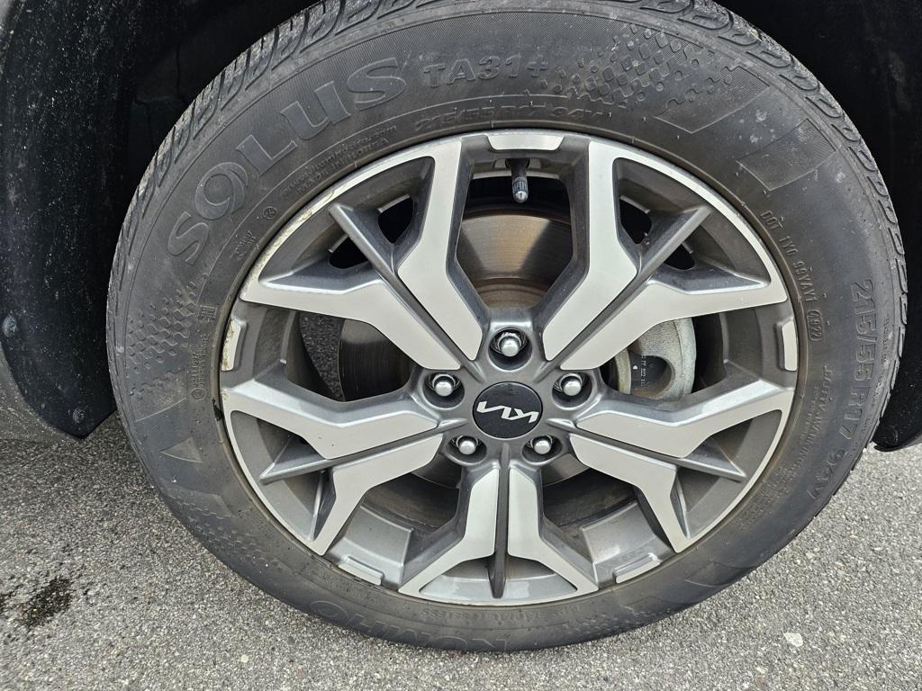 used 2023 Kia Seltos car, priced at $23,620