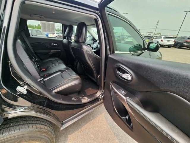 used 2021 Jeep Cherokee car, priced at $25,299